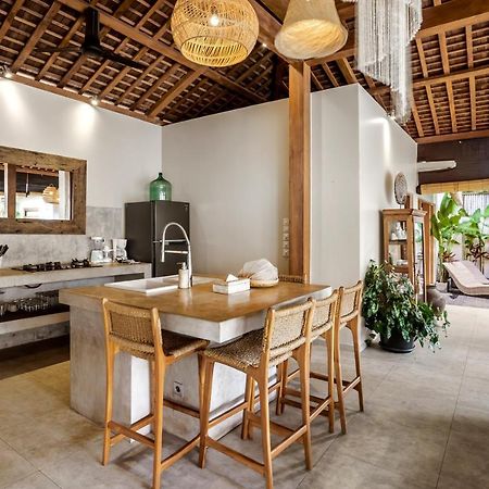 Villa Nabi By Alfred In Bali Seminyak Extérieur photo