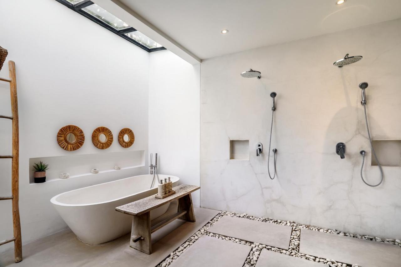 Villa Nabi By Alfred In Bali Seminyak Extérieur photo