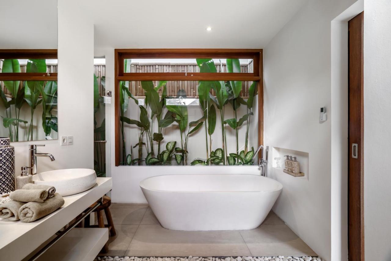 Villa Nabi By Alfred In Bali Seminyak Extérieur photo